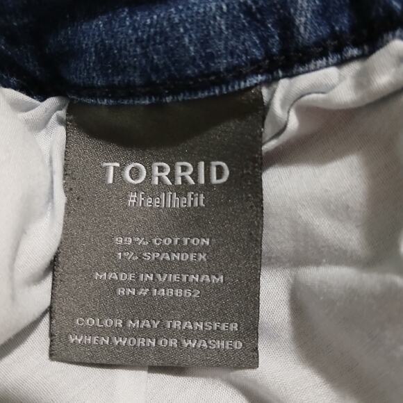 Torrid Jean Cut-Offs 30 AND Lane Bryant Khaki shorts 28-easy care plus size - Picture 13 of 15